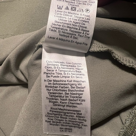 DKNY Women's Animal Print Sweatshirt - Olive. Sz/M - Picture 9 of 10